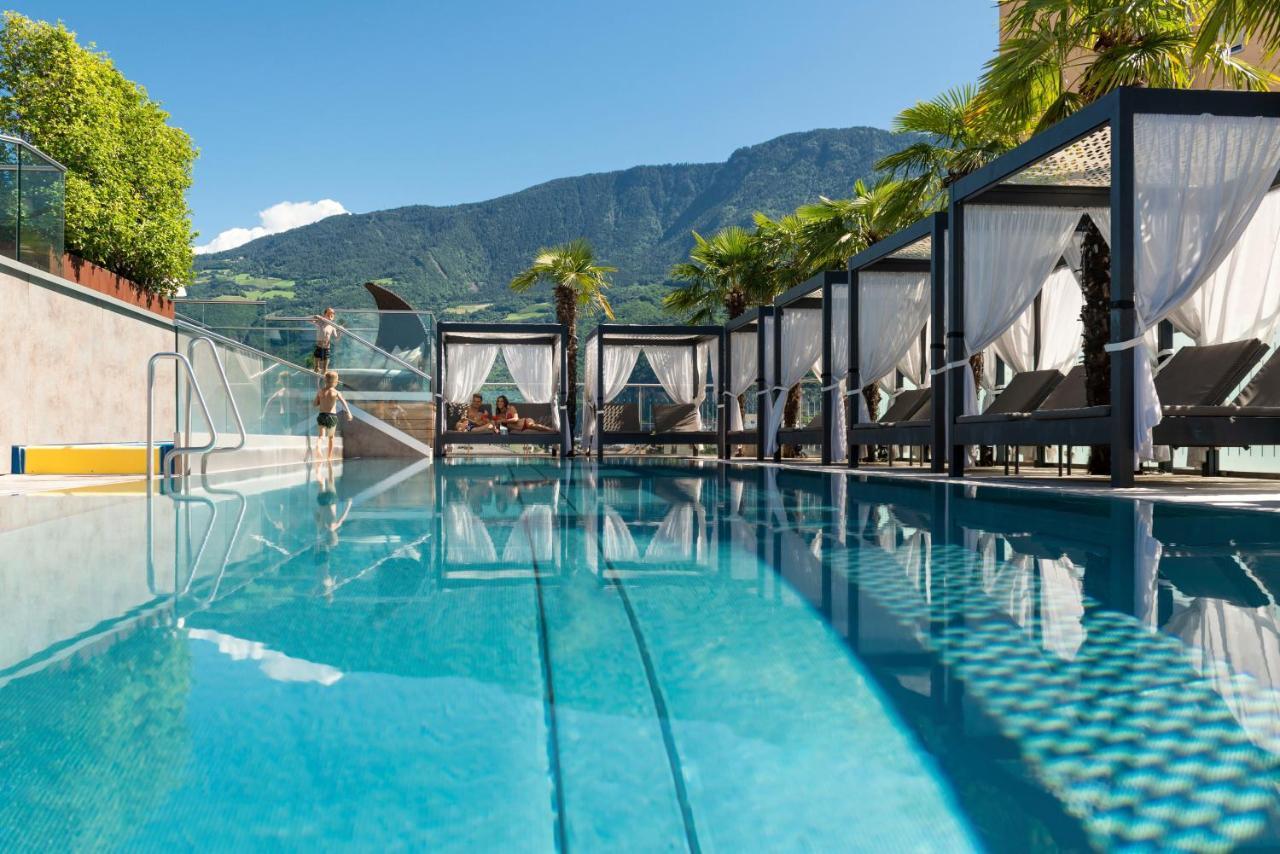 Hotel Ideal Park Лайвес Экстерьер фото