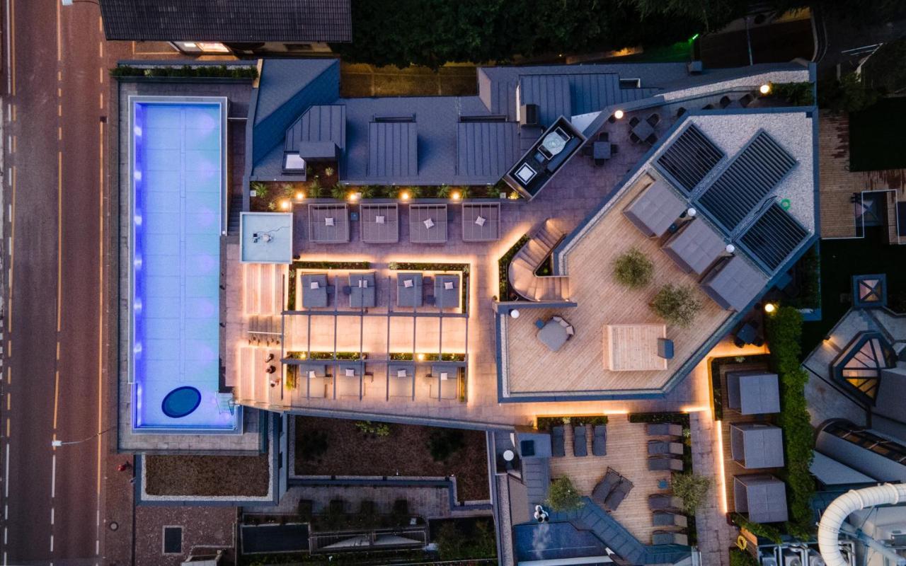 Hotel Ideal Park Лайвес Экстерьер фото