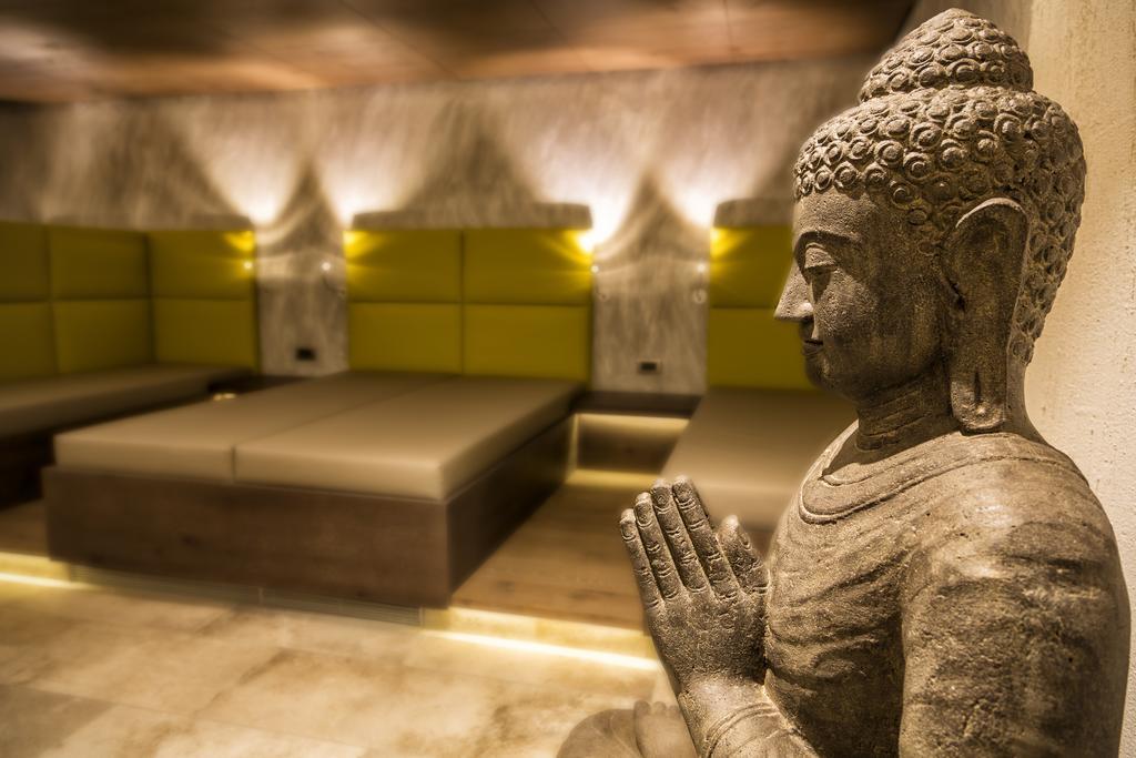 Hotel Ideal Park Лайвес Экстерьер фото